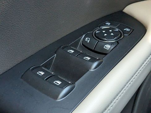 Certified 2023 Lincoln Nautilus Reserve w/ Equipment Group 201A image 28