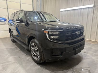 Used 2025 Ford Expedition Active