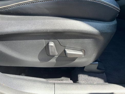 Used 2017 Kia Sorento SX image 42