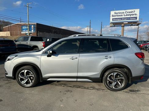 Used 2023 Subaru Forester Touring image 8