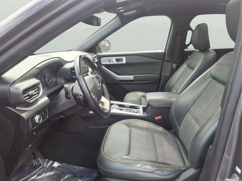 Used 2022 Ford Explorer Timberline w/ Timberline Technology Package AWD/4WD image 19