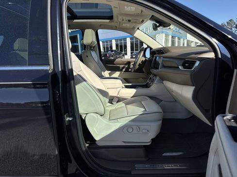 Used 2022 GMC Yukon Denali image 34