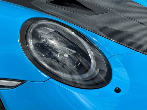 Certified 2018 Porsche 911 GT2 RS RWD image 35