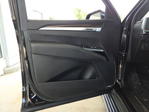 Used 2025 Cadillac Escalade Sport Platinum AWD/4WD image 44
