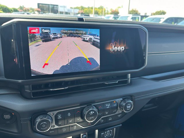 New 2026 Jeep Wrangler Unlimited Sahara AWD/4WD image 25
