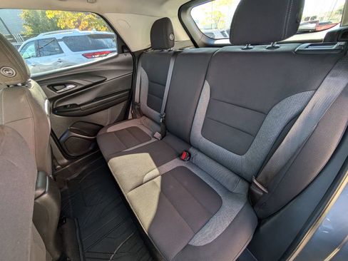Used 2021 Chevrolet TrailBlazer LS FWD image 18