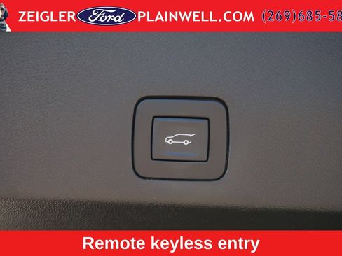 Used 2023 Buick Encore GX Essence w/ Experience Buick Package AWD/4WD image 11