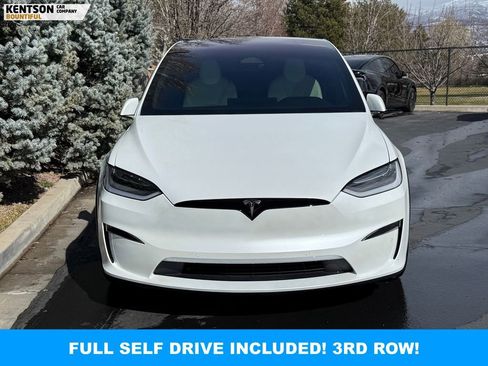 Used 2022 Tesla Model X Base image 2