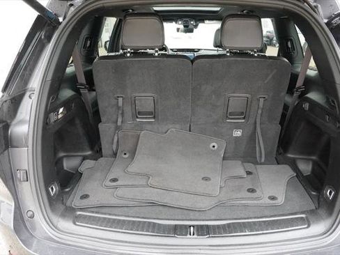 Certified 2024 Jeep Grand Cherokee L Limited w/ Luxury Tech Group II AWD/4WD image 22