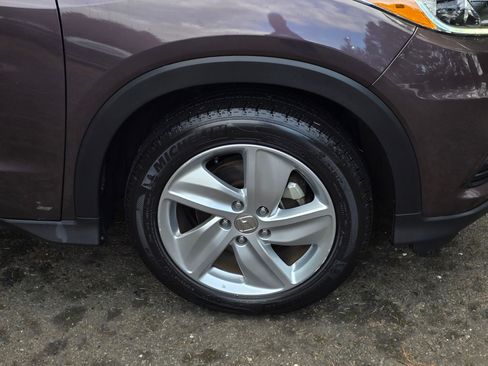 Used 2019 Honda HR-V EX image 9