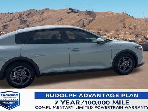 Used 2025 Kia K4 LXS image 11