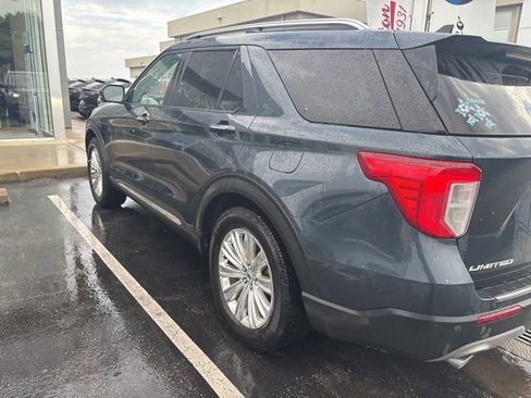 Used 2023 Ford Explorer Limited w/ Hybrid Equipment Group 310A AWD/4WD image 4