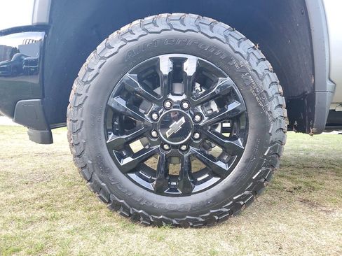 New 2026 Chevrolet Silverado 2500 LT w/ Trail Boss Package image 6