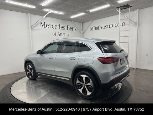 Certified 2025 Mercedes-Benz GLA 250 image 5