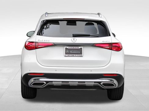 Certified 2026 Mercedes-Benz GLC 300 4MATIC image 8