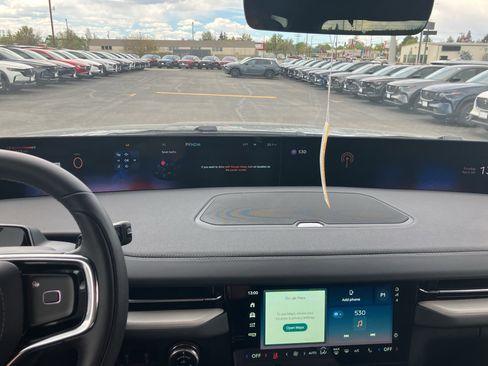 New 2026 Lincoln Navigator Reserve AWD/4WD image 24
