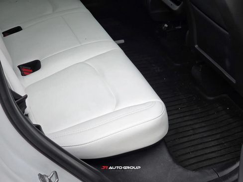 Used 2021 Tesla Model Y Long Range AWD/4WD image 20