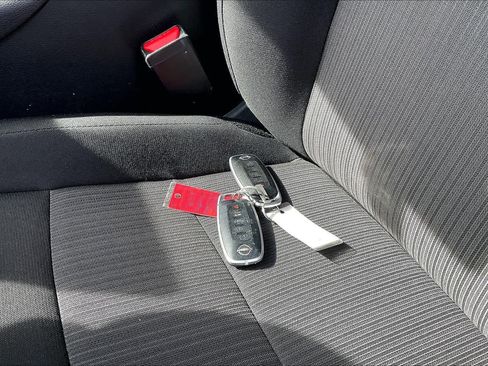 Used 2025 Nissan Sentra SV w/ All-Weather Package image 14