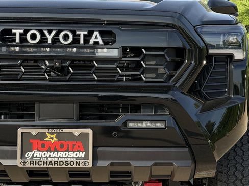 New 2026 Toyota Tacoma TRD Pro AWD/4WD image 9