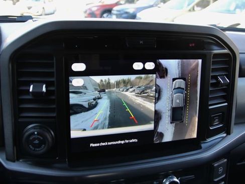 Used 2025 Ford F150 Platinum image 34