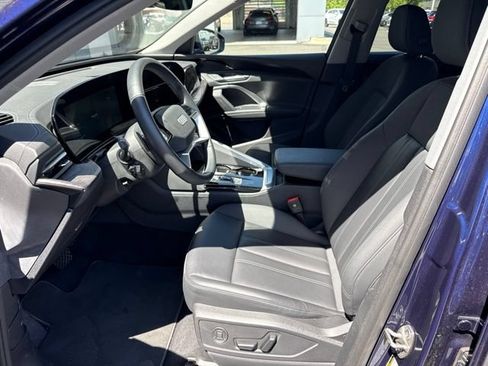 Used 2025 Audi Q5 Premium w/ Convenience Package AWD/4WD image 6