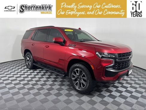 Certified 2024 Chevrolet Tahoe Z71 w/ Luxury Package image 1