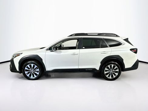Used 2023 Subaru Outback Limited AWD/4WD image 8