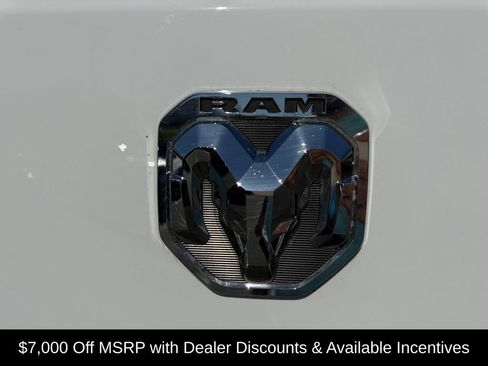 New 2026 RAM ProMaster 2500 w/ Convenience Group FWD image 17