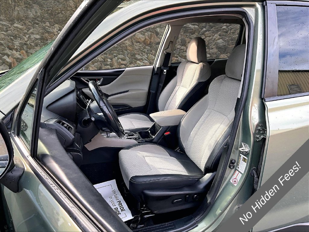 Used 2020 Subaru Forester Premium AWD/4WD image 16