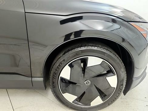 Used 2025 Volvo EX30 Plus w/ Protection Package Premier AWD/4WD image 21
