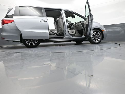 Certified 2023 Honda Odyssey EX-L image 50