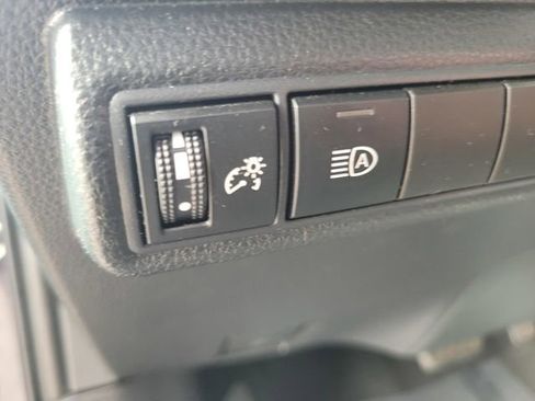 Used 2022 Toyota Corolla LE w/ LE Convenience Package image 18