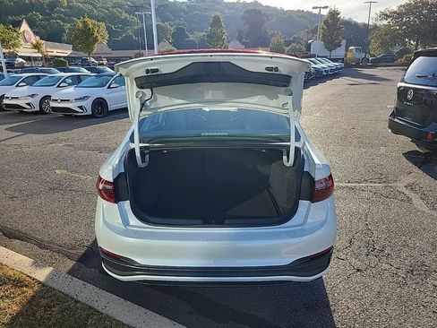 New 2026 Volkswagen Jetta SE image 53