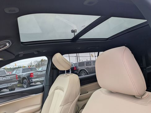 New 2026 Jeep Grand Cherokee L Limited image 14