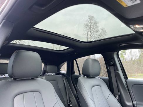 Used 2026 Mercedes-Benz GLA 250 4MATIC image 32