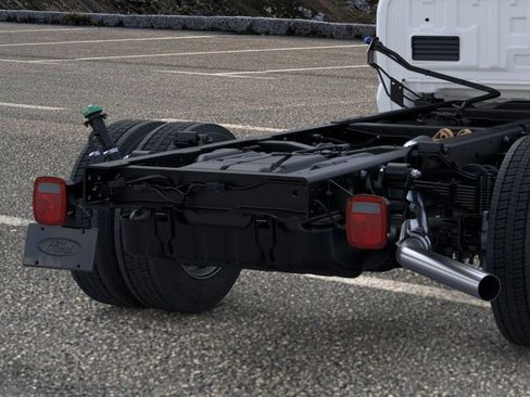 New 2026 Ford F550 XL image 21