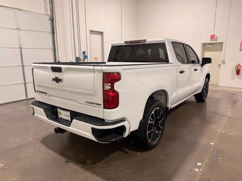 Used 2025 Chevrolet Silverado 1500 Custom w/ LPO, Dark Essentials Package image 5