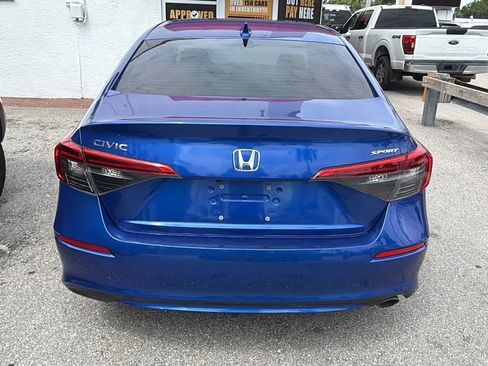 Used 2023 Honda Civic Sport image 4