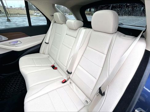 Used 2025 Mercedes-Benz GLE 450e GLE 450e image 21