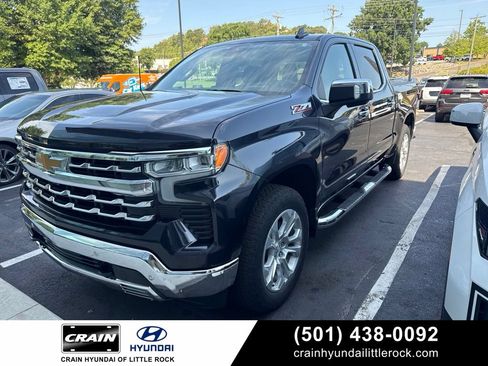 Used 2022 Chevrolet Silverado 1500 LTZ w/ LTZ Premium Package AWD/4WD image 1