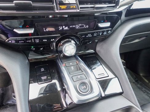 Certified 2025 Acura MDX SH-AWD image 19