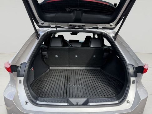 Used 2024 Toyota Venza Limited image 28