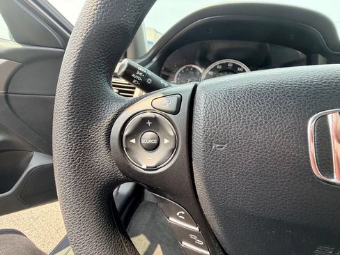 Used 2014 Honda Accord LX image 21