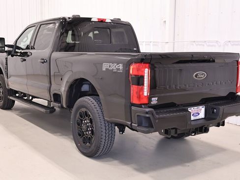 New 2026 Ford F350 Lariat w/ Black Appearance Package AWD/4WD image 7