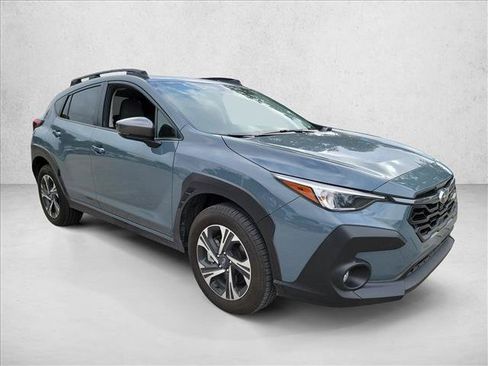 Used 2024 Subaru Crosstrek 2.0i Premium AWD/4WD image 3
