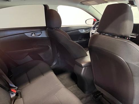 Used 2021 Kia Forte LXS FWD image 14
