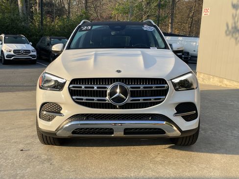 Certified 2025 Mercedes-Benz GLE 350 4MATIC image 3