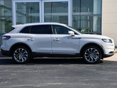 Used 2023 Lincoln Nautilus Reserve w/ Equipment Group 201A AWD/4WD image 7