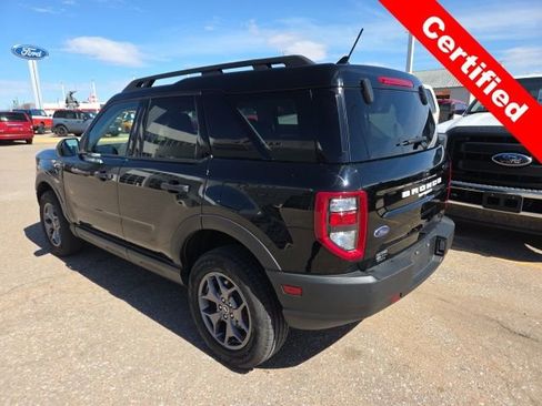 Used 2023 Ford Bronco Sport Badlands image 3