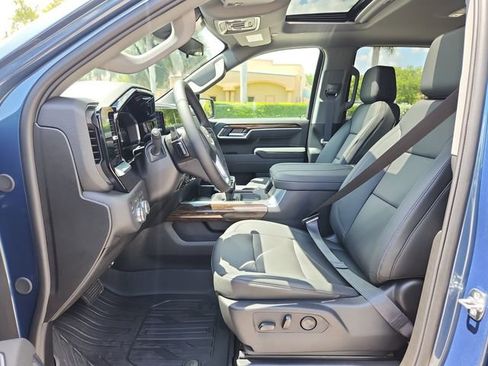 New 2026 GMC Sierra 1500 Elevation w/ Elevation Premium Package AWD/4WD image 16
